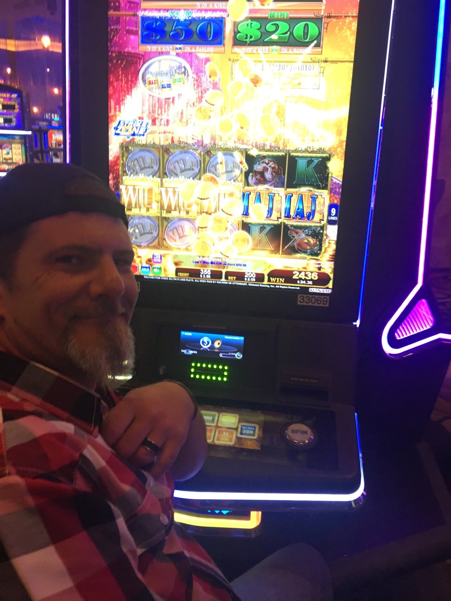 Twin Arrows Casino Slot Machines